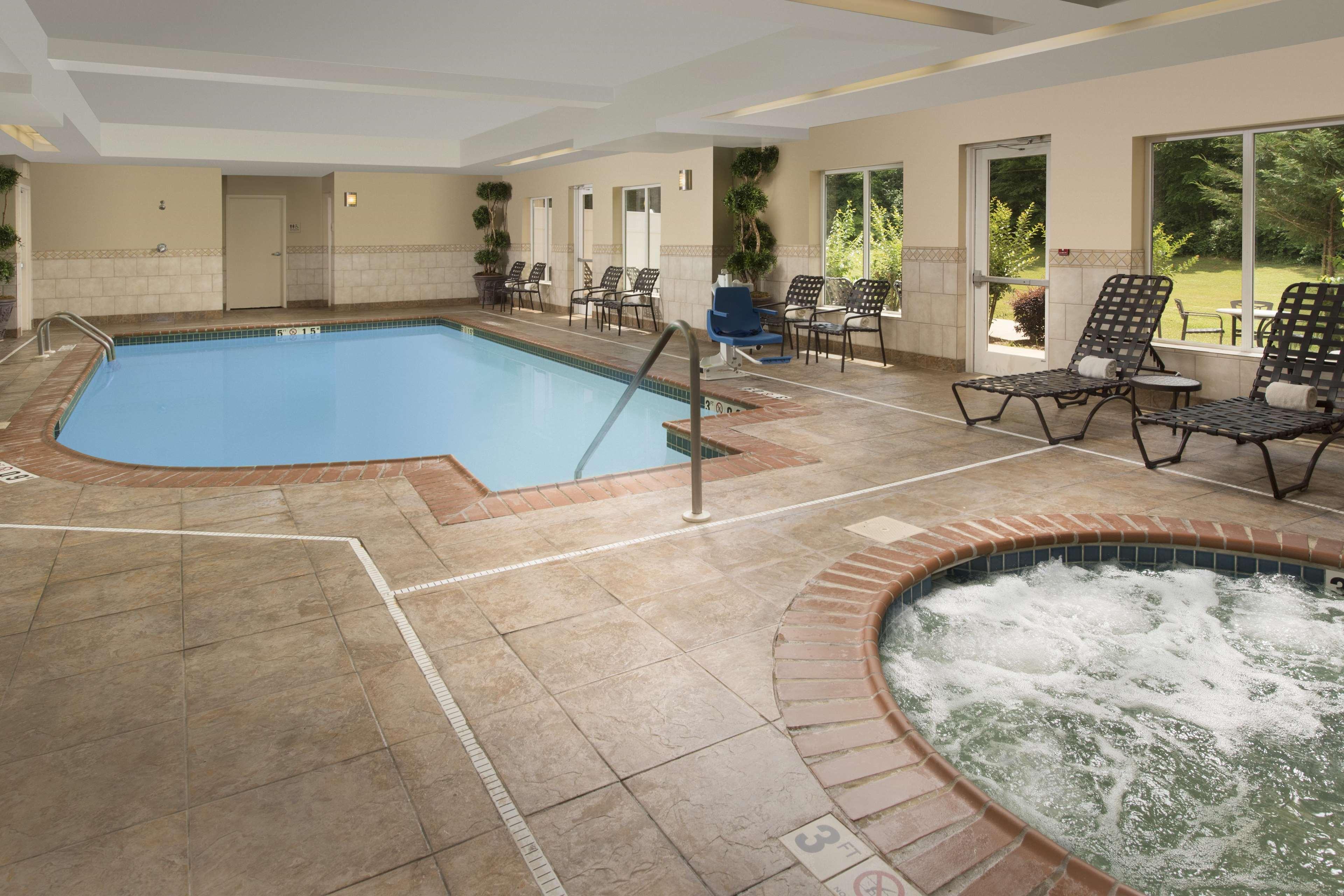 Hilton Garden Inn Huntsville South/Redstone Arsenal Экстерьер фото