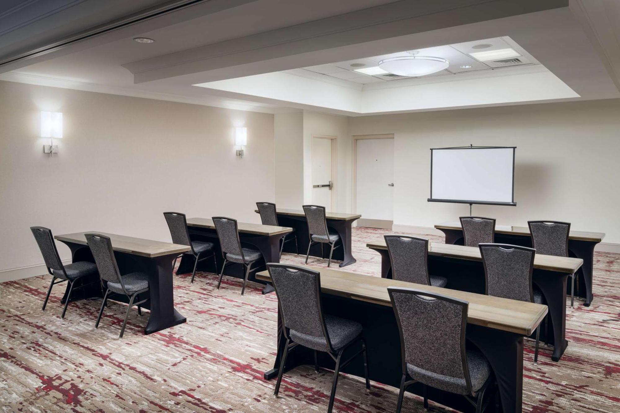 Hilton Garden Inn Huntsville South/Redstone Arsenal Экстерьер фото