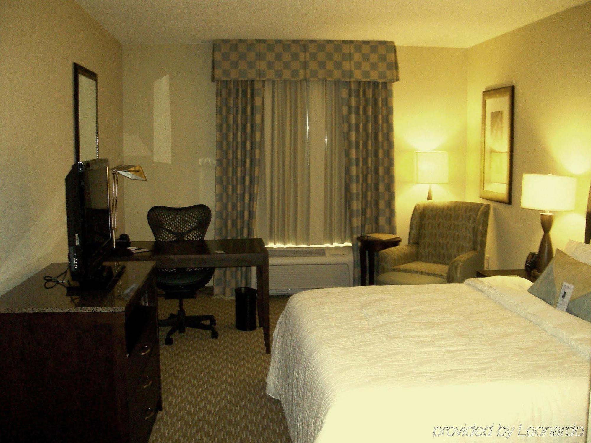 Hilton Garden Inn Huntsville South/Redstone Arsenal Номер фото